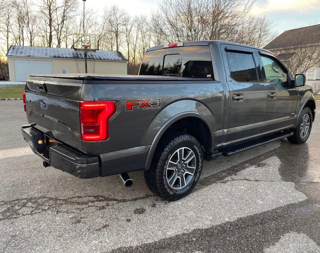 Ford F150 Supercrew Lariat | Johnston Leasing & Sales